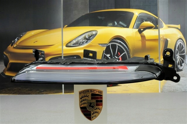 фото №1, Porsche 971 panamera отражатель/поворотник левый