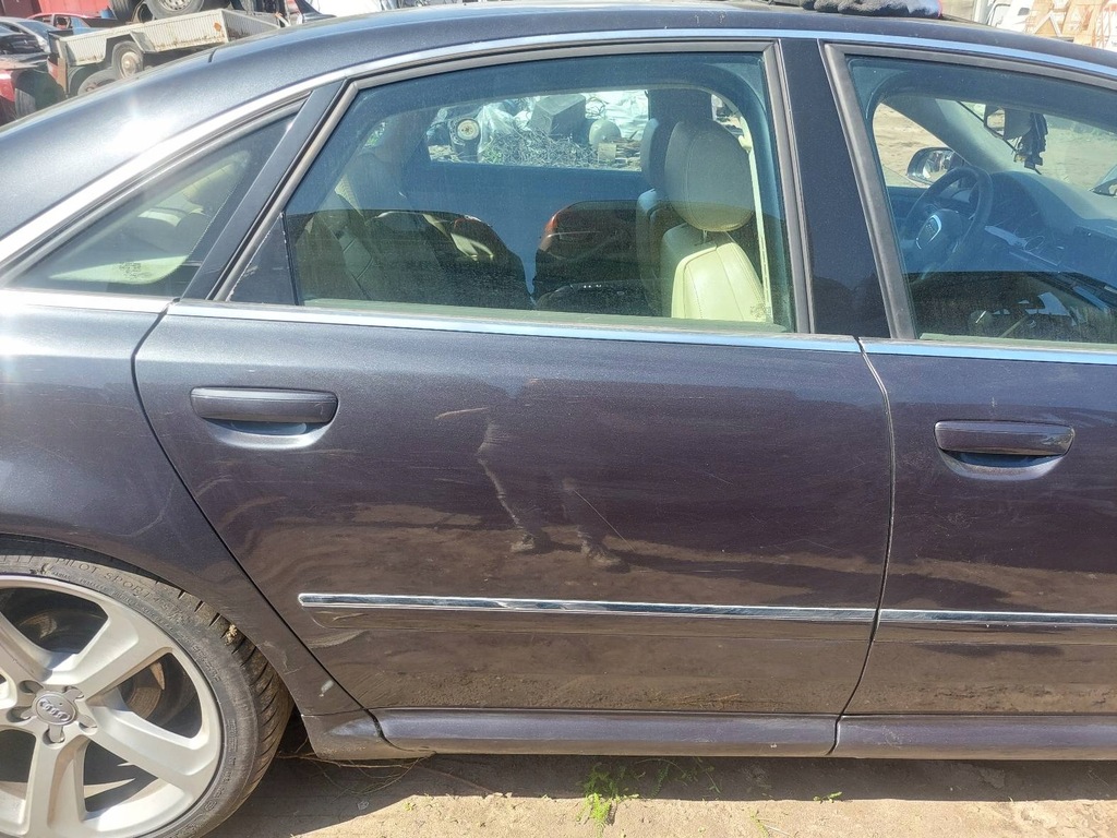 фото №1, Двері повний правий задня audi a8 d3 lz7q