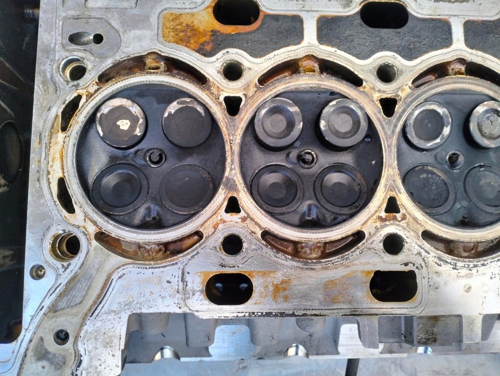 Головка + вали citroen c5 iii x7 ds3 508 bmw mini 1.6 thp 156km 9678369810 Зі Шроту