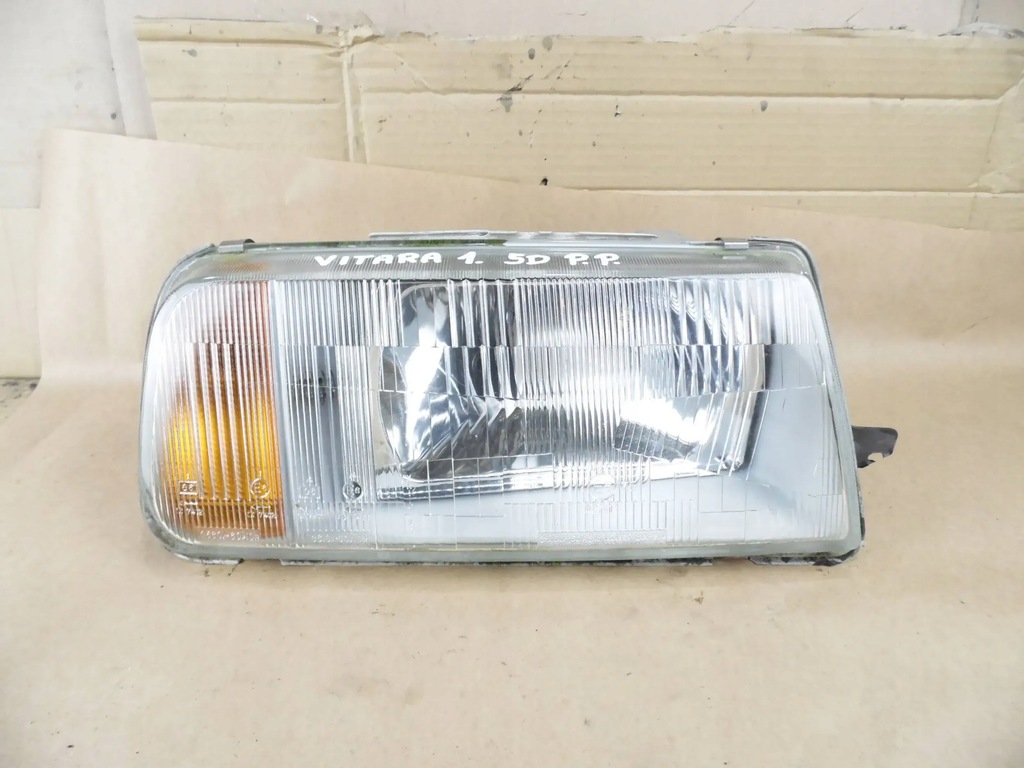 фото №1, Suzuki vitara i лампа передня права