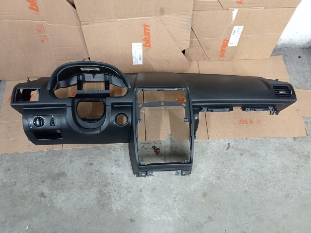 фото №1, Mercedes a klasa консоль панель приладів eu