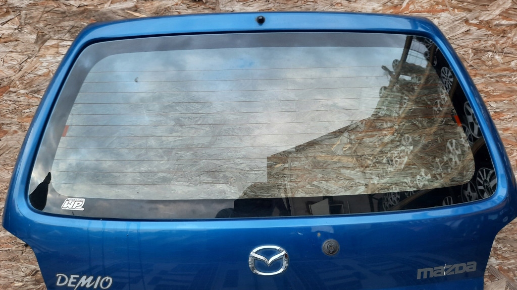 фото №1, Скло задня задня mazda demio 03r