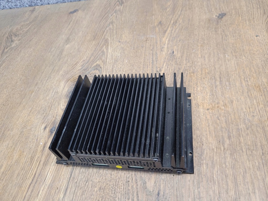 фото №1, Hyundai i40 усилитель 963703z101