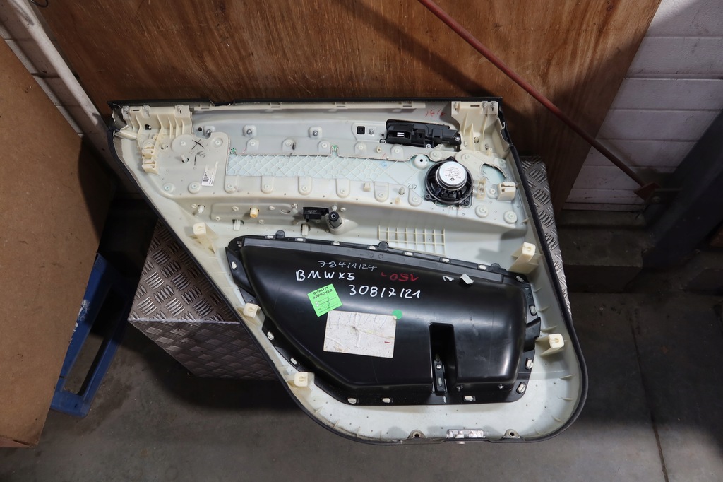 фото №7, Оббивка обшивка двері правий задня bmw x5 e70