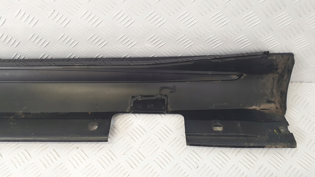 фото №9, Mercedes a-klasa w176 amg молдинг порог правая