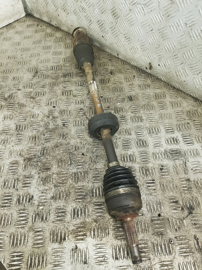 фото №3, Półośka привідний вал права передня sandero 8201045819