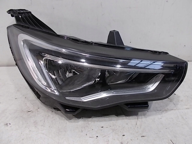 фото №1, Opel grandland x 17-22 лампа передняя правая org !