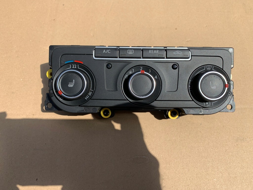 фото №1, Панель кондиціонера vw t5 t6 multivan 7e0907047k