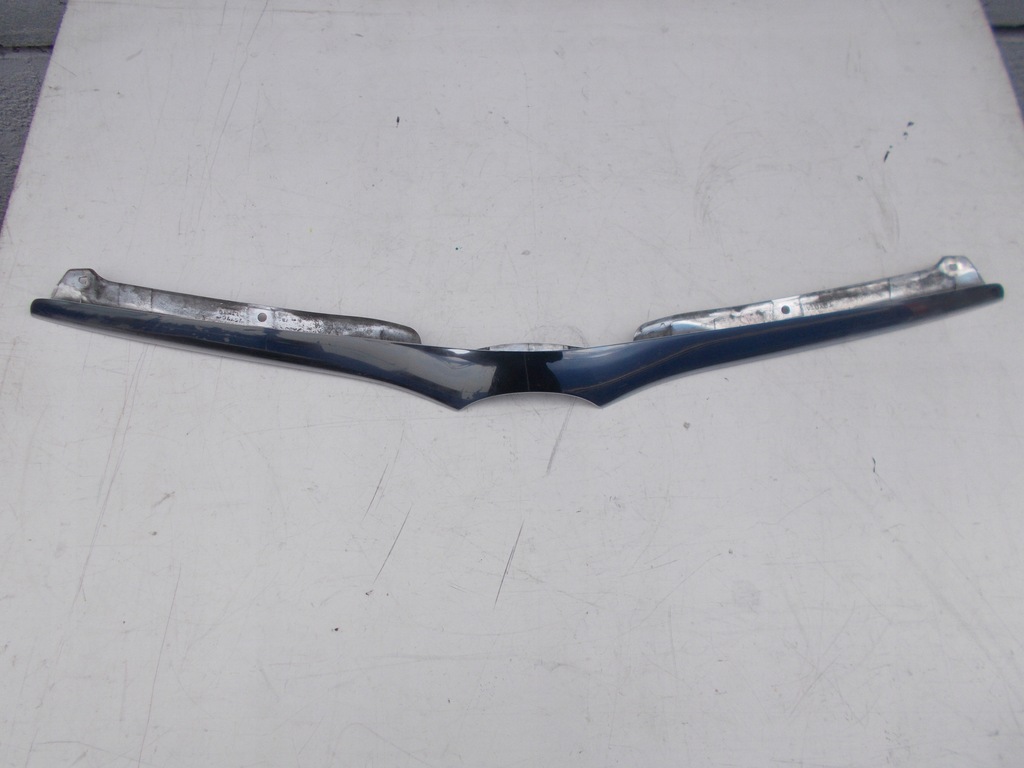 фото №1, Решётка радиатора решётка радиатора хром молдинг toyota corolla verso