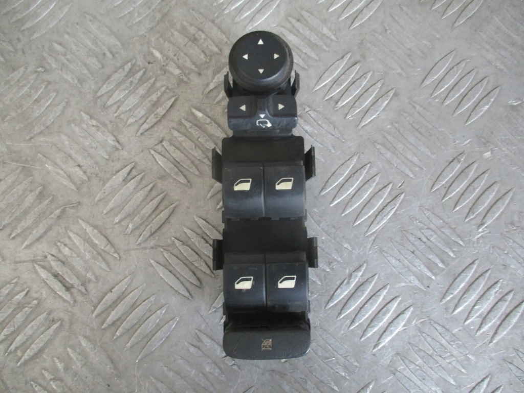 фото №1, Панель окон 96468704xt peugeot 407 2.0 hdi 04-11 r. sw