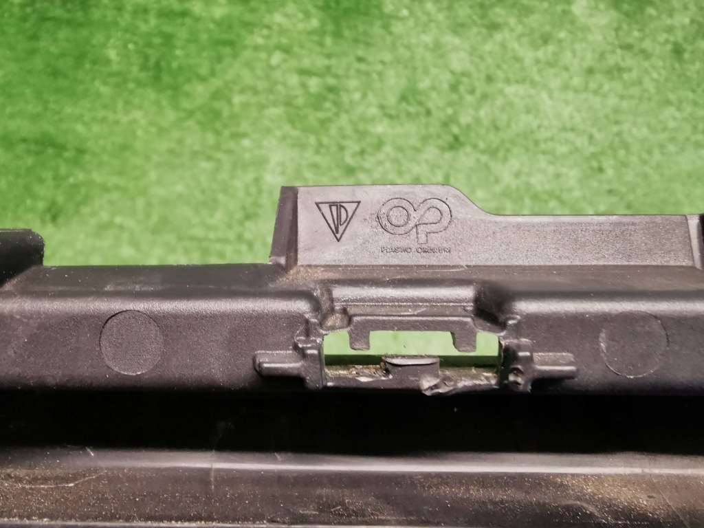 Porsche panamera 3 972 976 23- решётка нижняя бампера передний 976807683 Цена