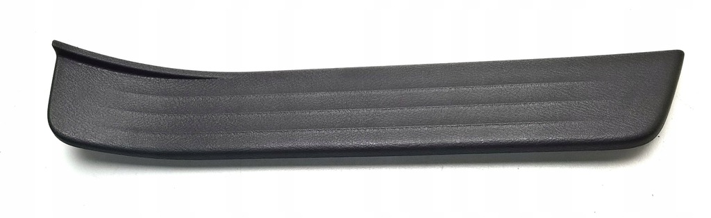 фото №1, Infiniti q50 молдинг порог правая задняя oryg. идеальное состояние