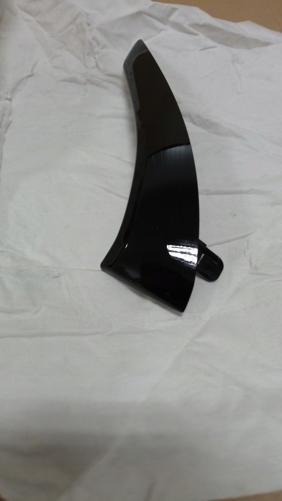 фото №5, Mazda 2 молдинг заглушка бампера лівий перед