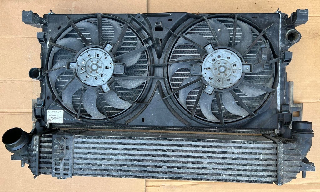 фото №1, Renault laguna 2.0 dci радиатор + вентиляторы