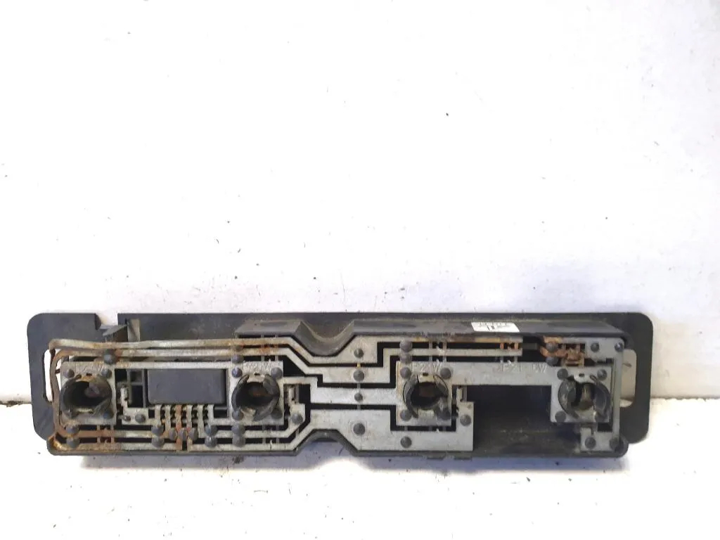 фото №1, Контакти задній лампи peugeot expert 224 36720751 2004
