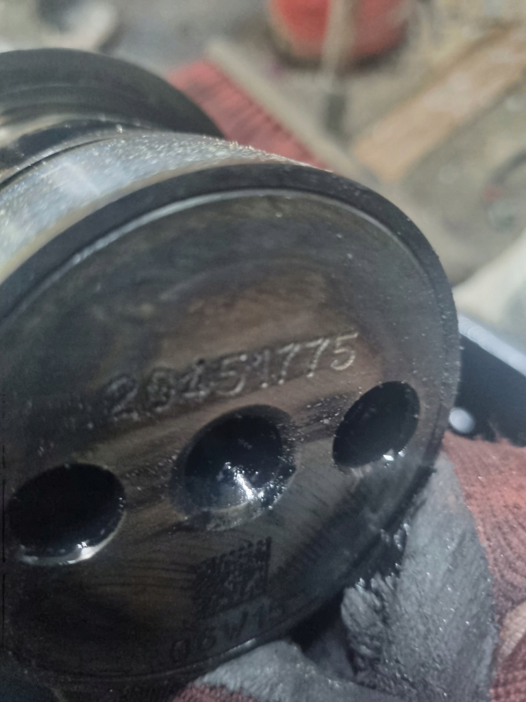 фото №4, Вал розподільного валу volvo fm 9 renault premium dxi 11