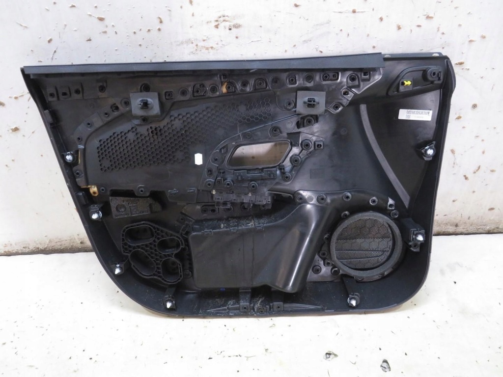 фото №4, Обшивка оббивка двері правий перед opel corsa f 5d