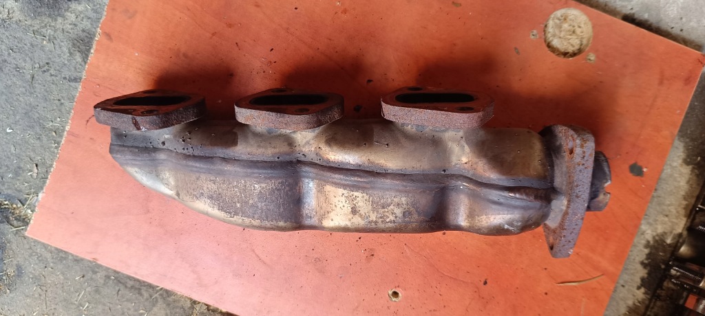 фото №1, Колектор випускний 3.0 a6 q7 059253033l