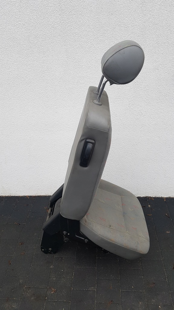 фото №5, Сиденье пассажира vw transporter t5 caravella 2 ряд правый