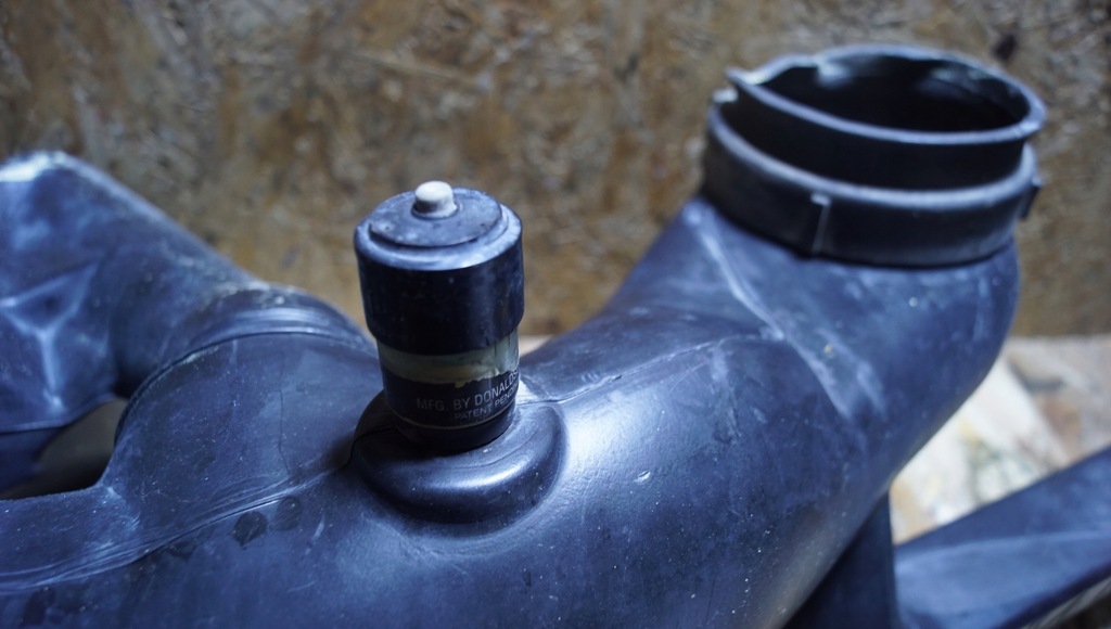 фото №7, Труба воздухозаборник воздуха hummer h2 548495