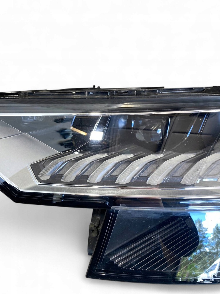 фото №7, Audi q8 2019 лампа передняя