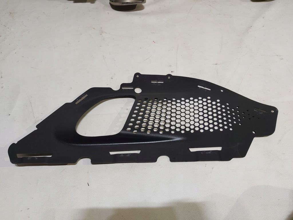 фото №12, Выхлоп конечный гаситель решётка aston martin vantage ky63-5230-ae