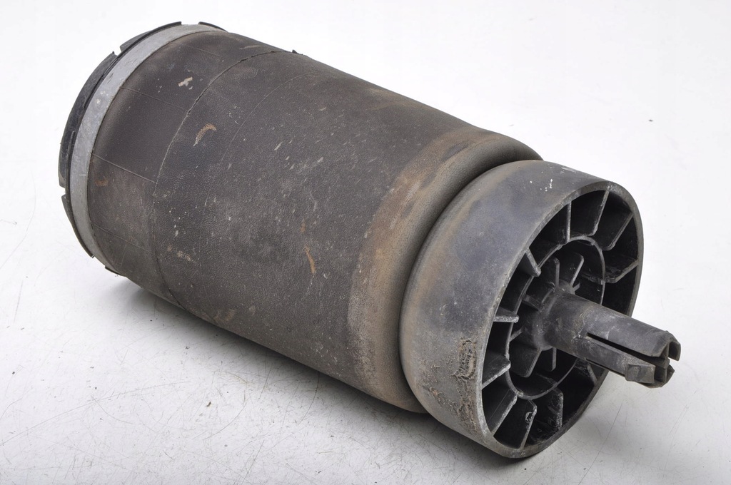 фото №1, Land rover discovery l462 подушка подвеска правый задняя