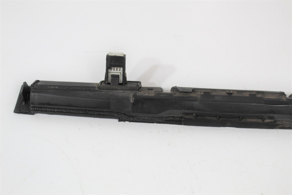 фото №8, Микровыключатель кнопка крышки багажника bmw x3 e83