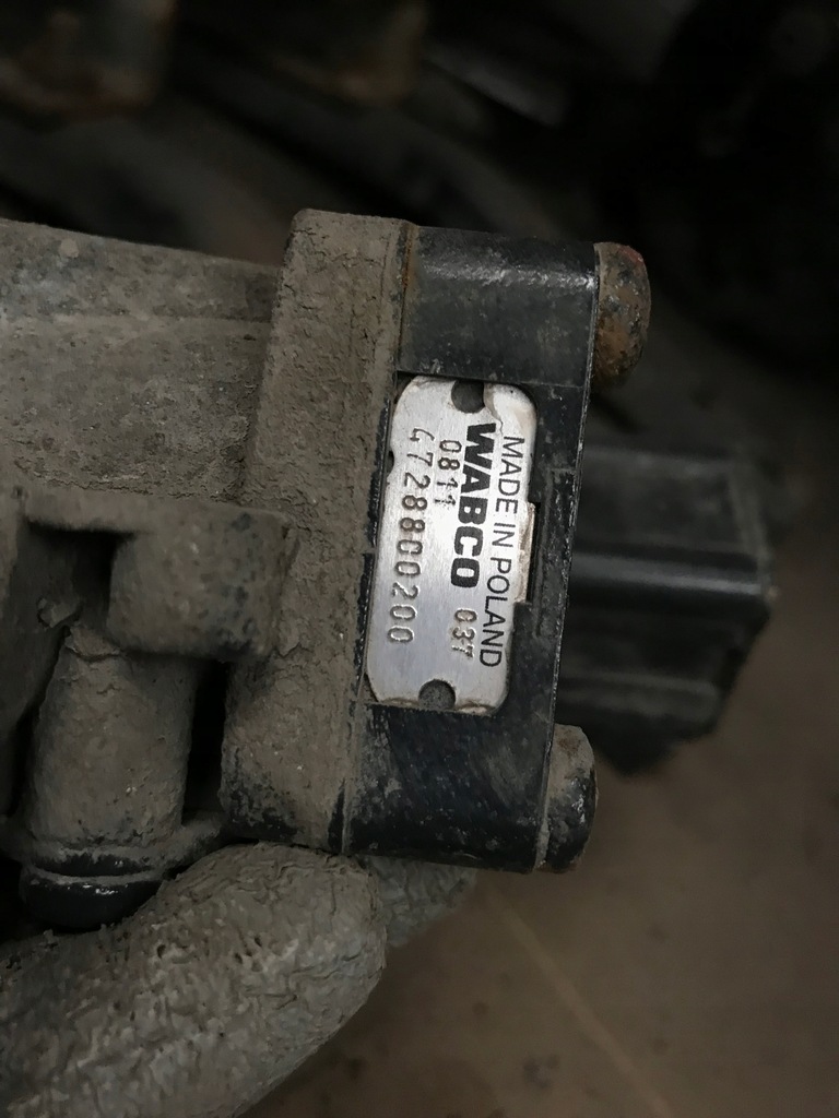 фото №2, Iveco stralis клапан ecas подушок 4728800200