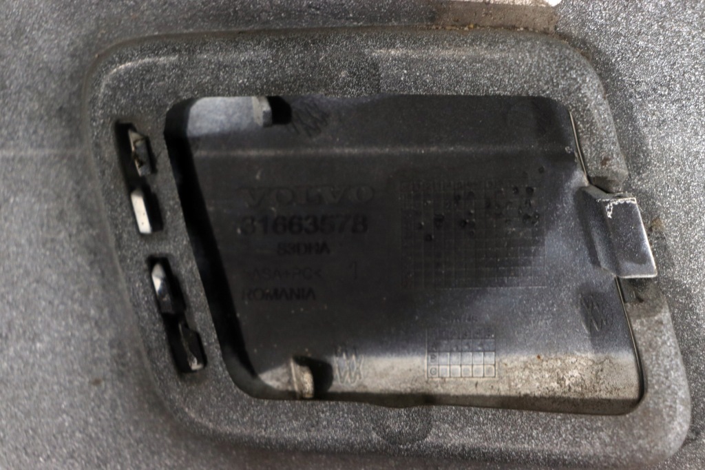 фото №12, Бампер перед передній volvo v60 s60 ii 31690589 j-5889