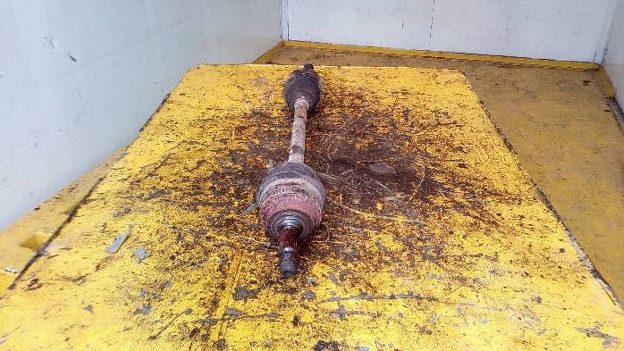 Приводной вал правый задний  3d land rover freelander 2,0 d Цена