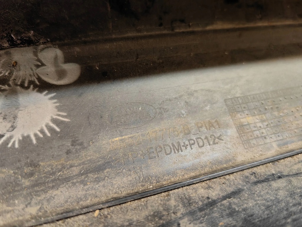 фото №14, Land rover freelander ii - бампер задняя полный polecam