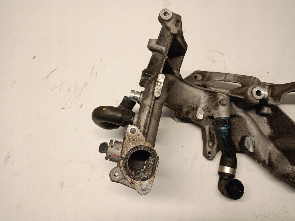 фото №8, Кронштейн кронштейн a6512011709 mercedes w246 1.8d