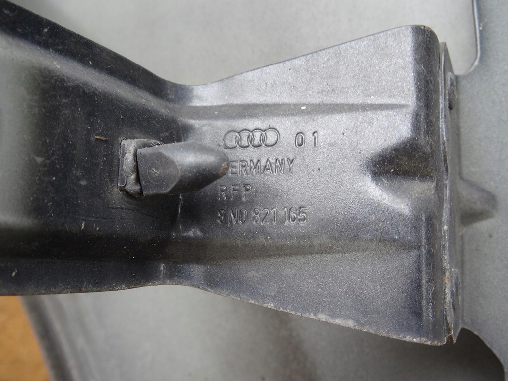 фото №11, Audi tt 8n 98-05 крыло правый перед передний оригинал lz7j 8n0821165