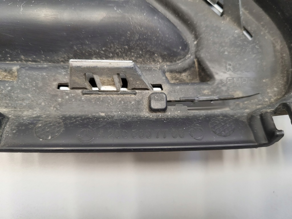 фото №11, Mercedes w206 c kl all-terrain решітка бампера задня