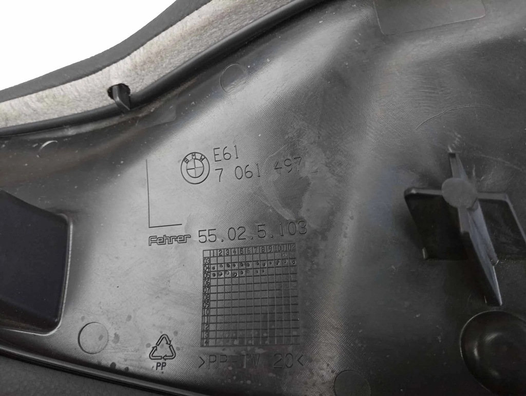 фото №5, Bmw e61 обшивка сидіння спинка лівий задня 7061497