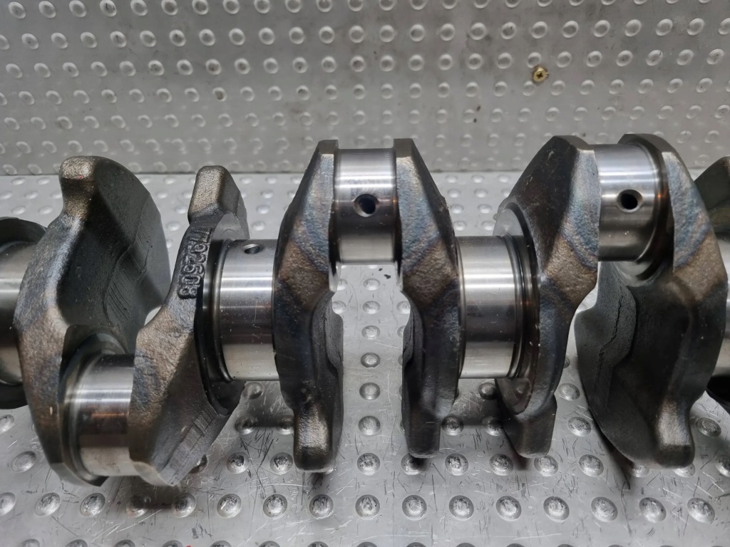 Wał коленчатый 7792608 bmw e90 e91 e60 e61 рестайлинг  x5 e70 x6 e71 x3 3.0 d 306d3 Доставка