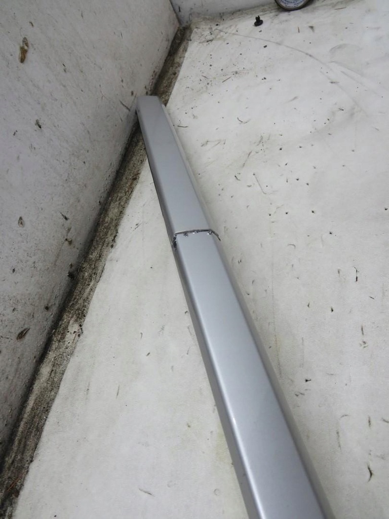 фото №4, Рейлинг крышный левый peugeot 2008