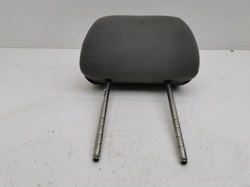 фото №7, Volkswagen golf iv 2000 правая сторона подголовники