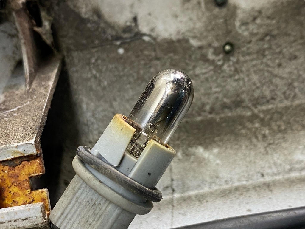 фото №8, Chevrolet lacetti 2010 лампа номерного знака регистрационный 96617900