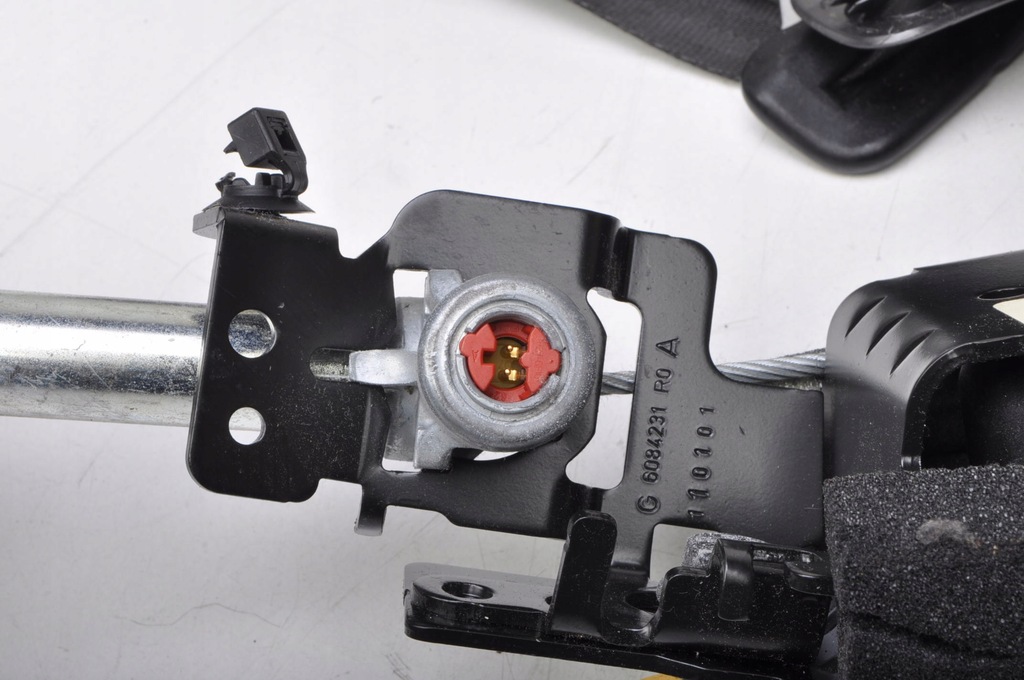 фото №4, Volvo c30 pas безопасности правый перед передний 31320499