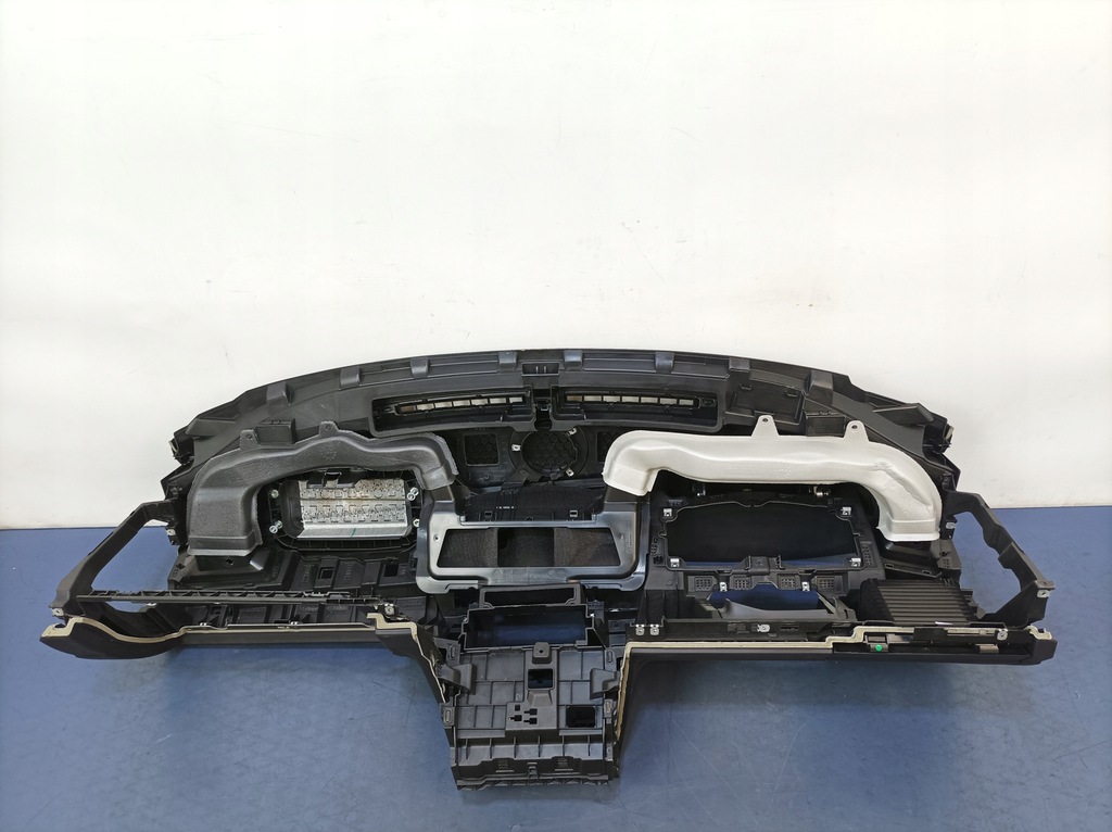 фото №10, Vw arteon приборная панель приборная приборная панель pulpit head up подушка безопасности пассажира eu