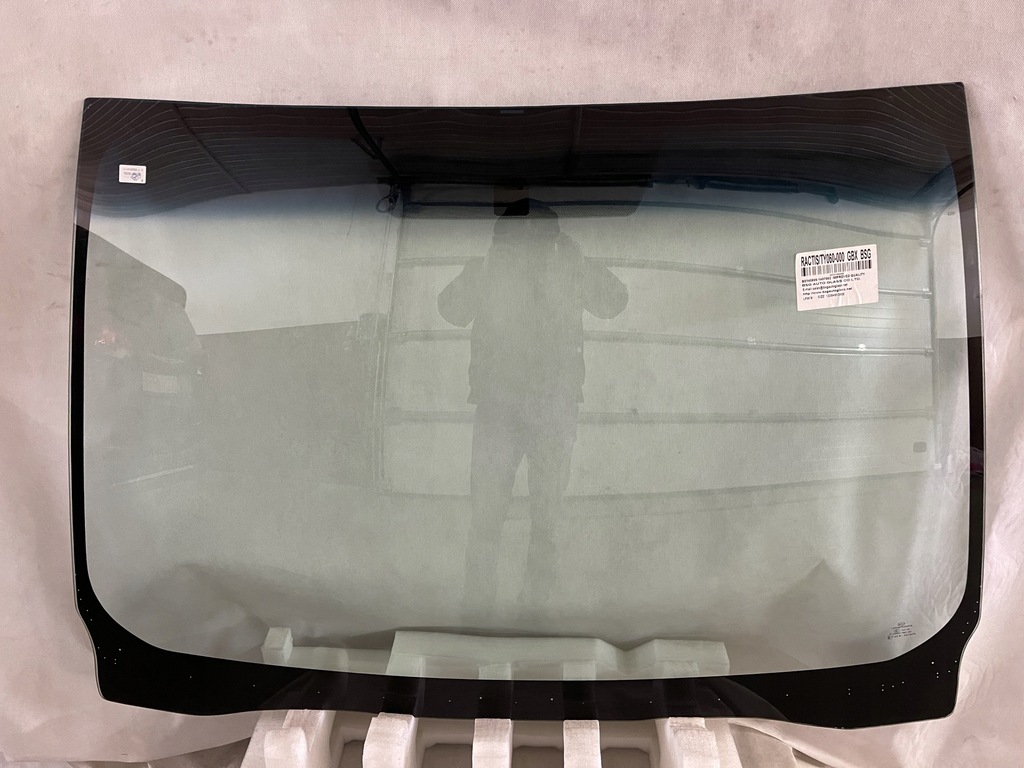 фото №1, Toyota ractis стекло передняя nowa po 2010-