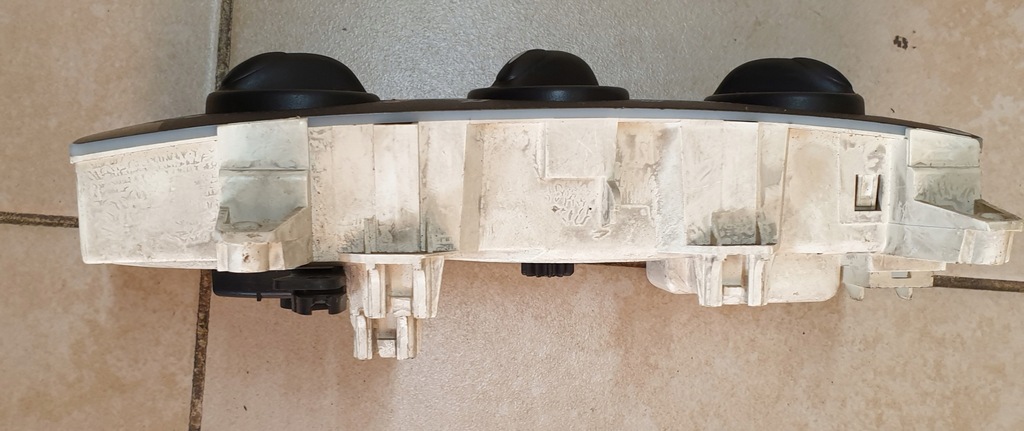 фото №12, Панель керування вентиляція renault scenic i 651947u