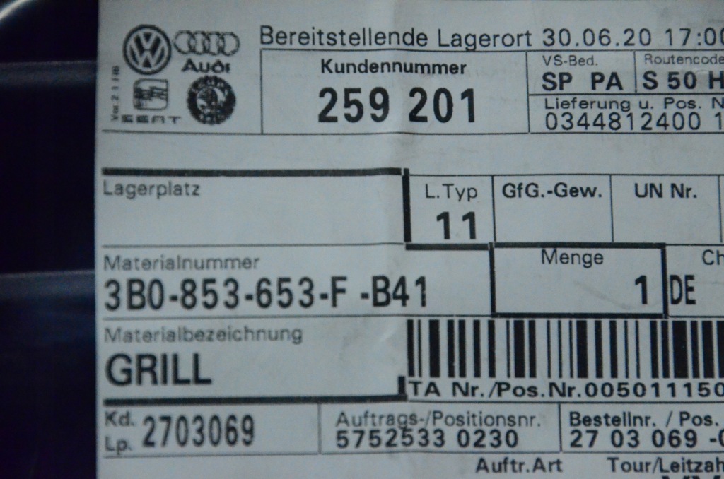 Vw passat решётка радиатора решётка радиатора 3b0853653f Доставка