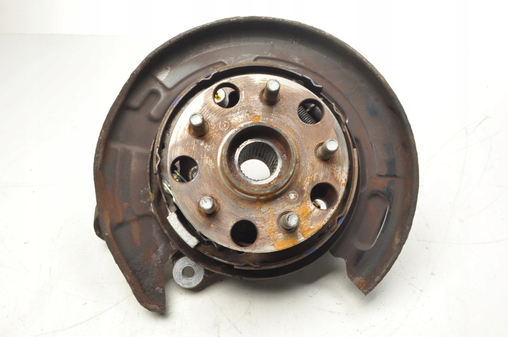 Купити Lexus is 3 поворотний кулак правий задній