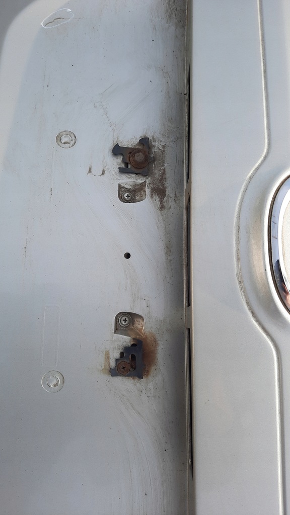 фото №7, Задняя крышка багажника mazda 5 06r 22r