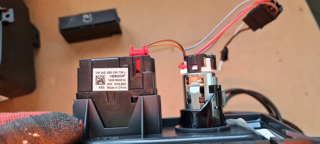 фото №16, Sq5 80a q5 lift роз'єм зарядний пристрій usb port джгут електропроводка 8w0035708a