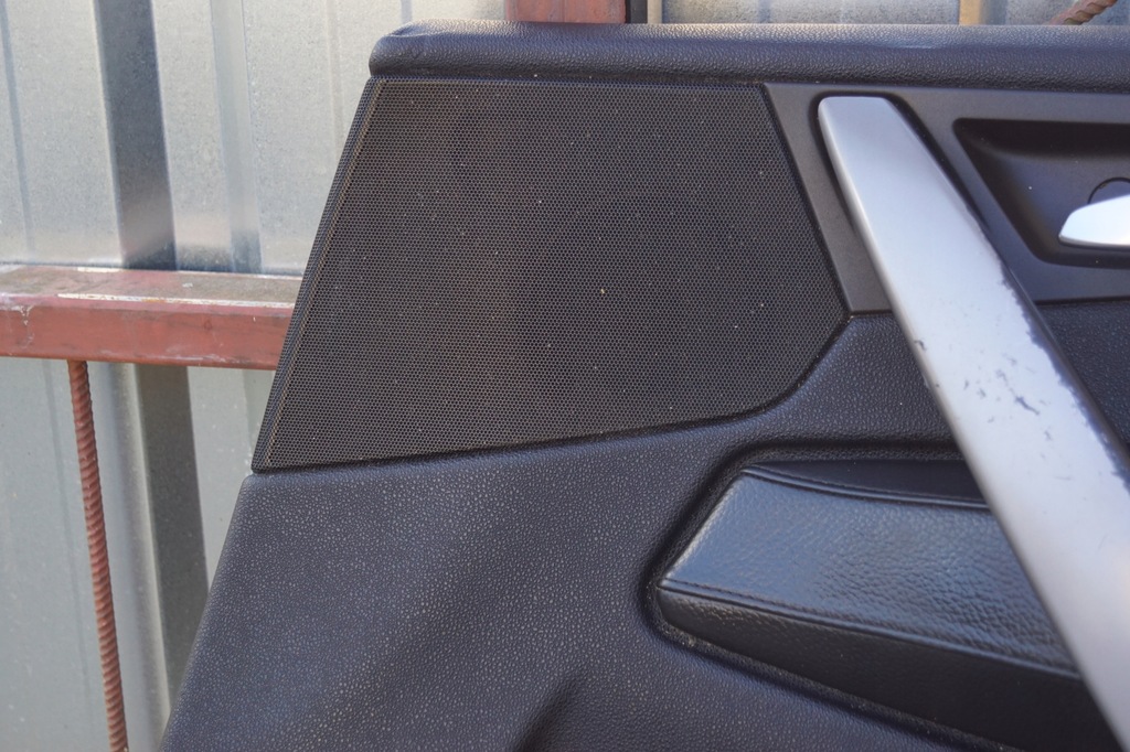 фото №5, Обшивка дверь правый перед bmw x3 e83 чёрный