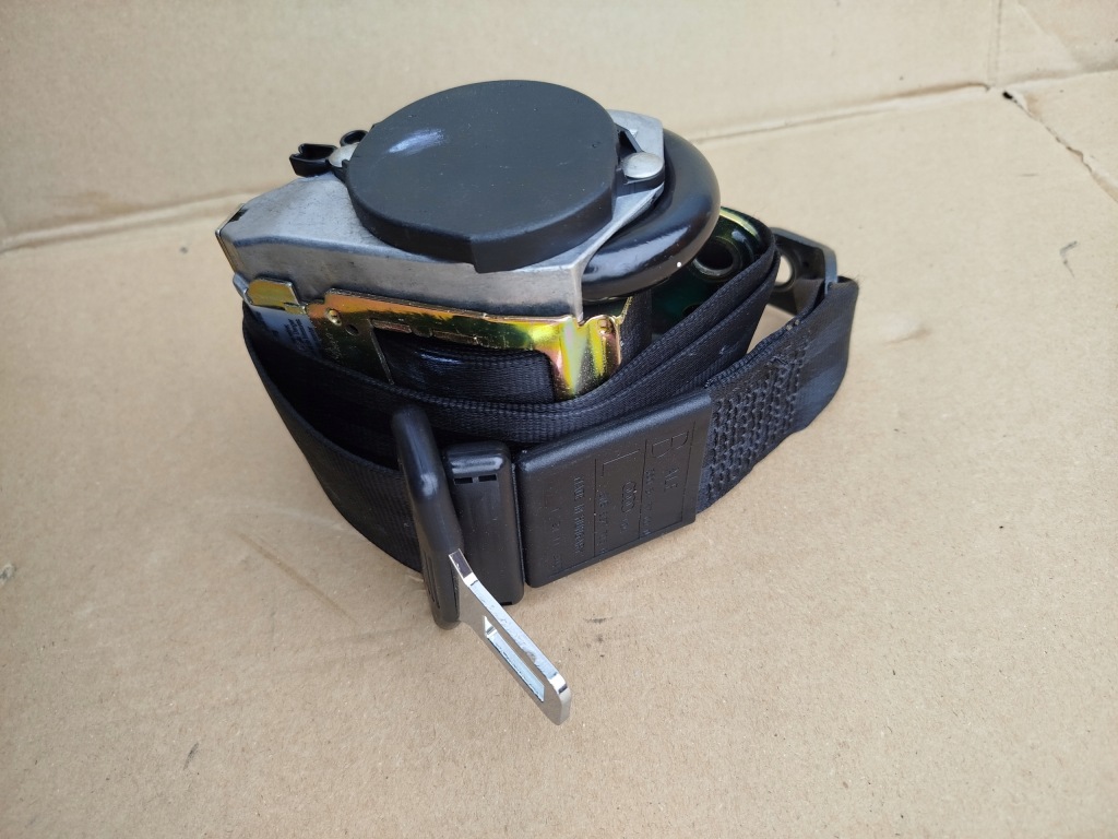 Купить Audi tt 2001 ремень безопасности левое  перед 560916401